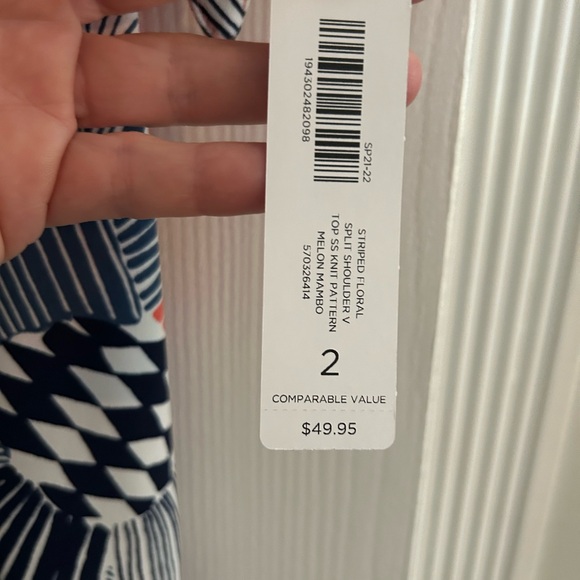 Striped Floral Split-Shoulder Grommet-Sleeve Tee Size 2 BNWT Color-Melon Mambo - Picture 5 of 6